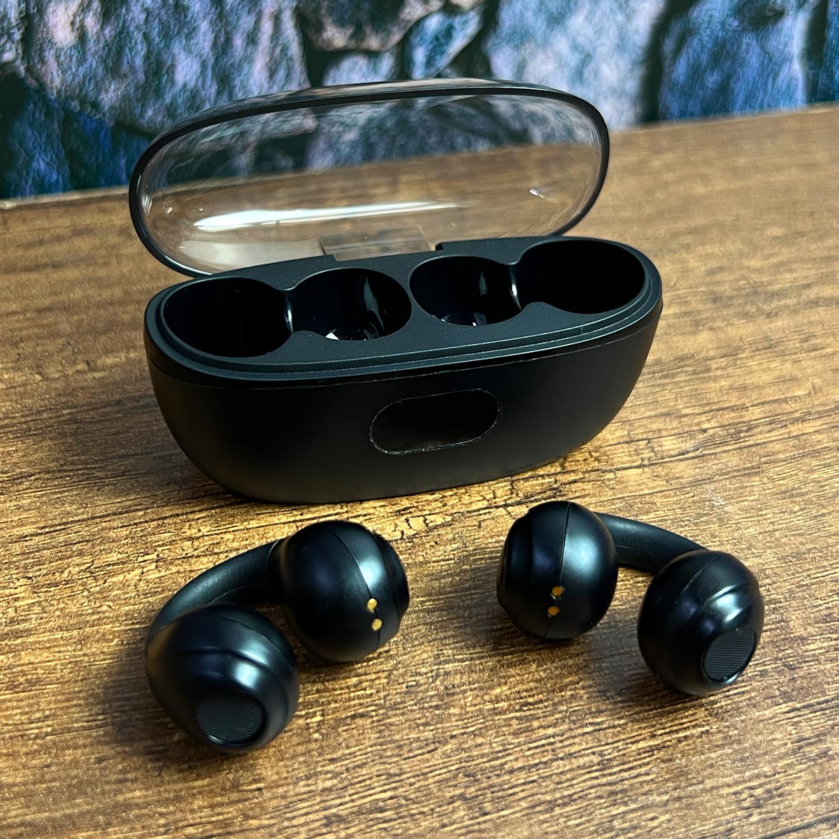 Audífonos Inalámbricos Clip-On F50